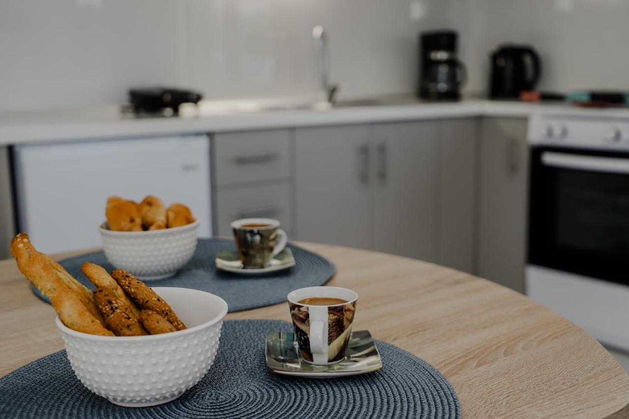 Apartament The Olive House Néa Péramos Zewnętrze zdjęcie