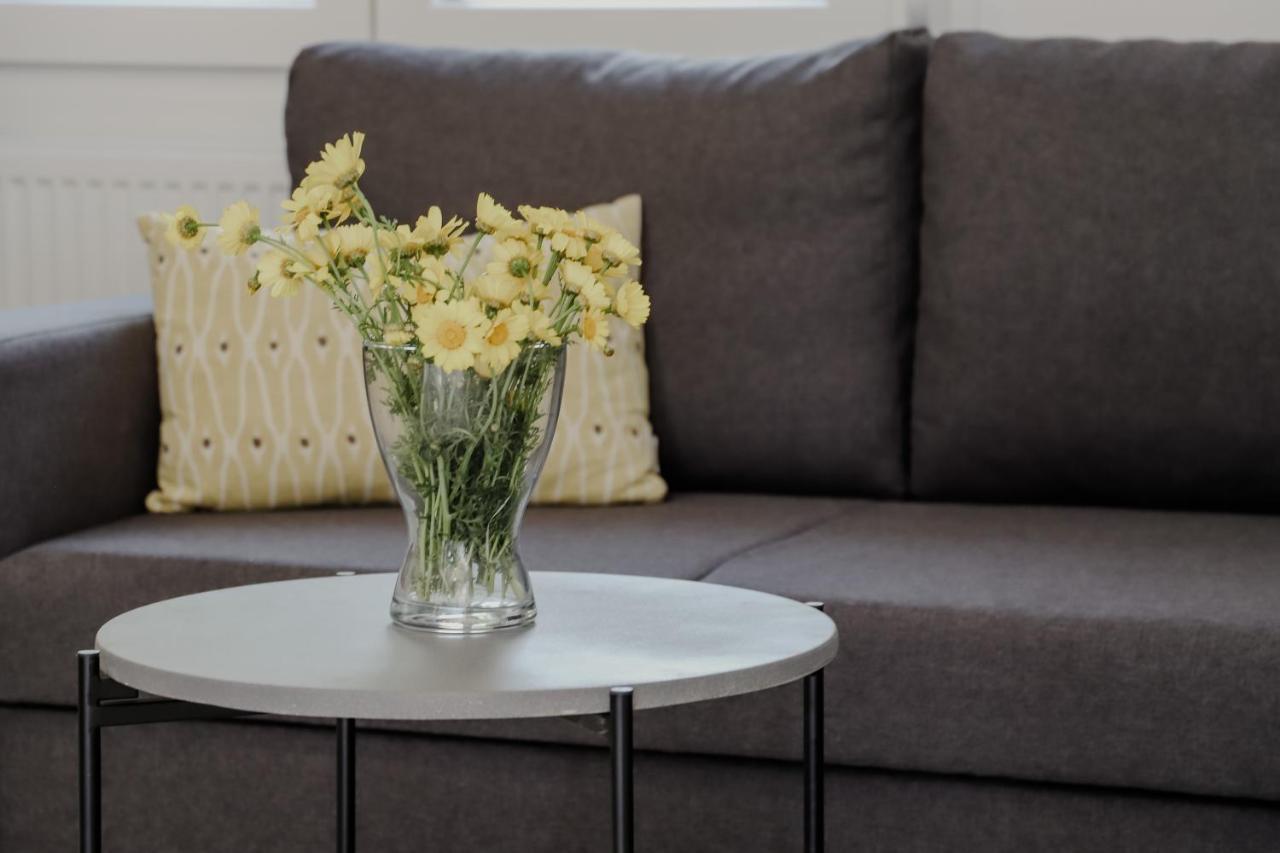 Apartament The Olive House Néa Péramos Zewnętrze zdjęcie