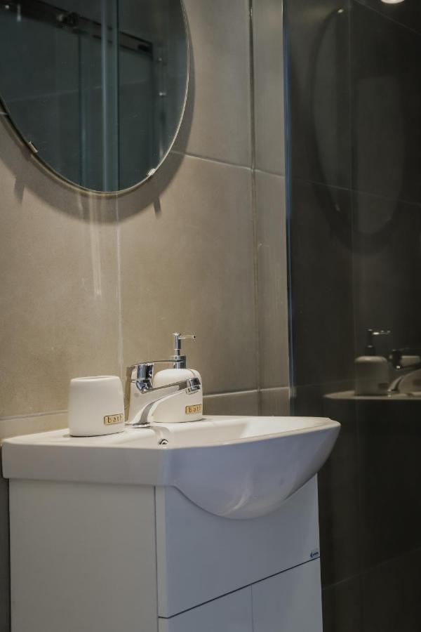 Apartament The Olive House Néa Péramos Zewnętrze zdjęcie